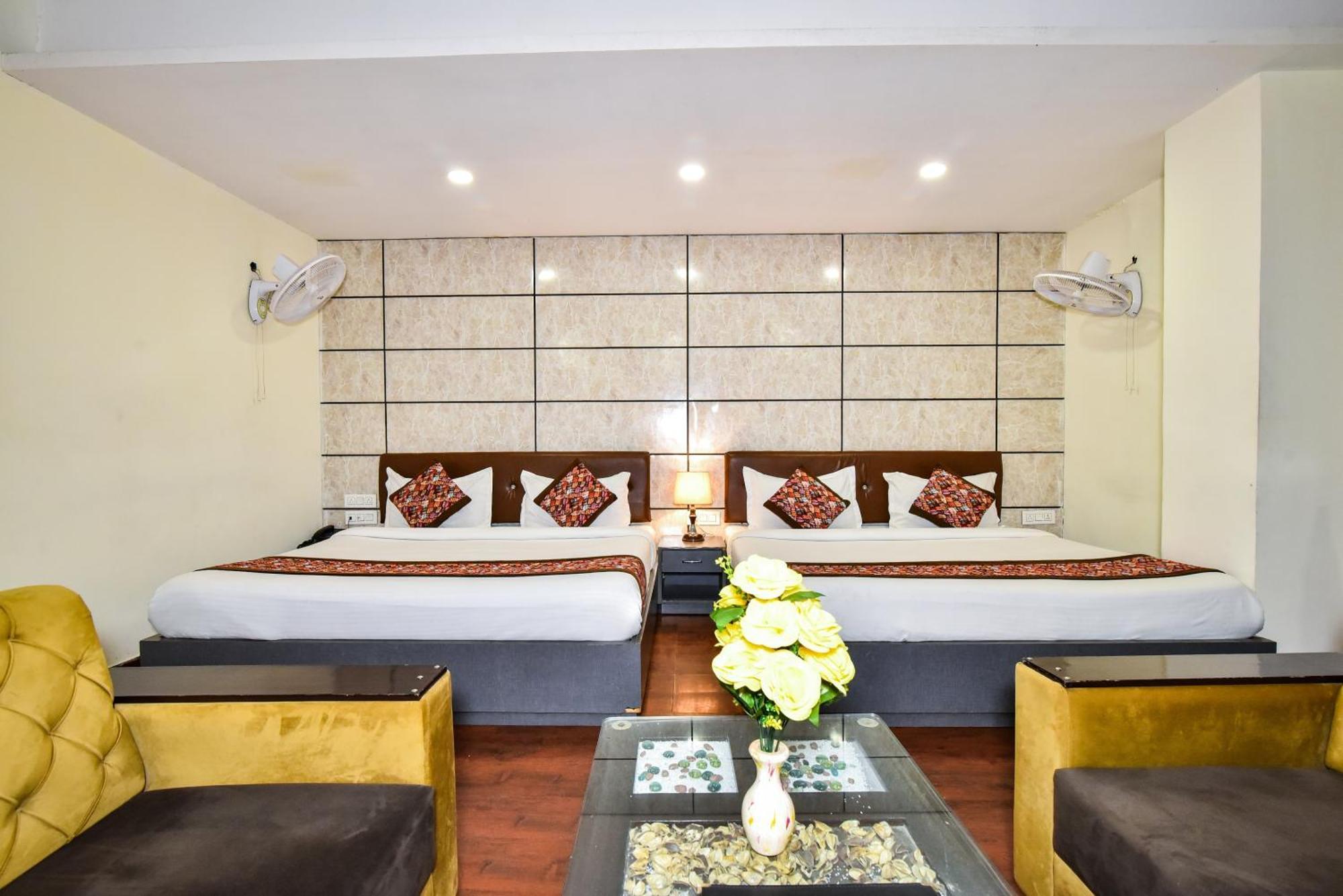 Hotel Pinaz Royale Amritsar Exteriér fotografie