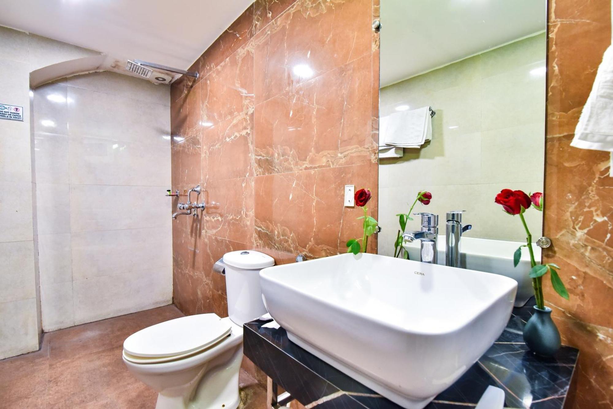 Hotel Pinaz Royale Amritsar Exteriér fotografie