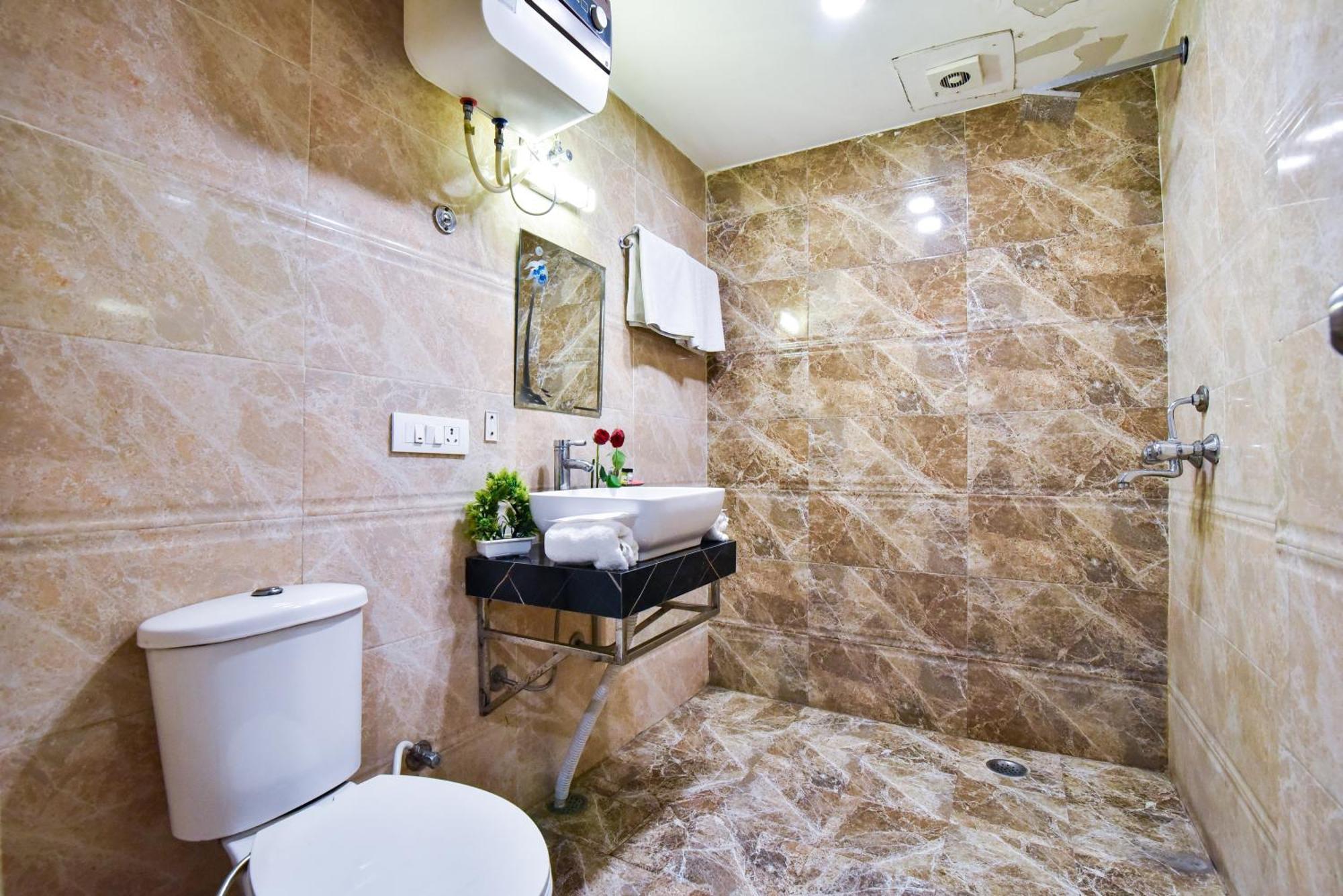 Hotel Pinaz Royale Amritsar Exteriér fotografie