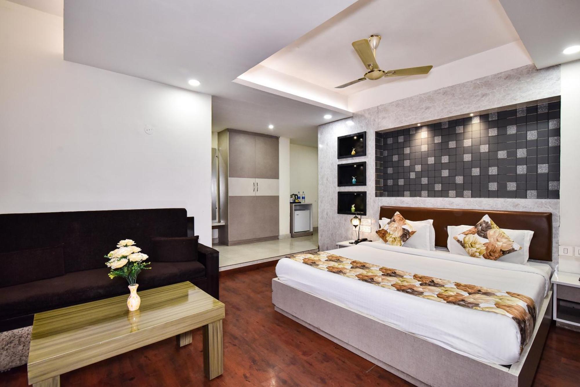 Hotel Pinaz Royale Amritsar Exteriér fotografie